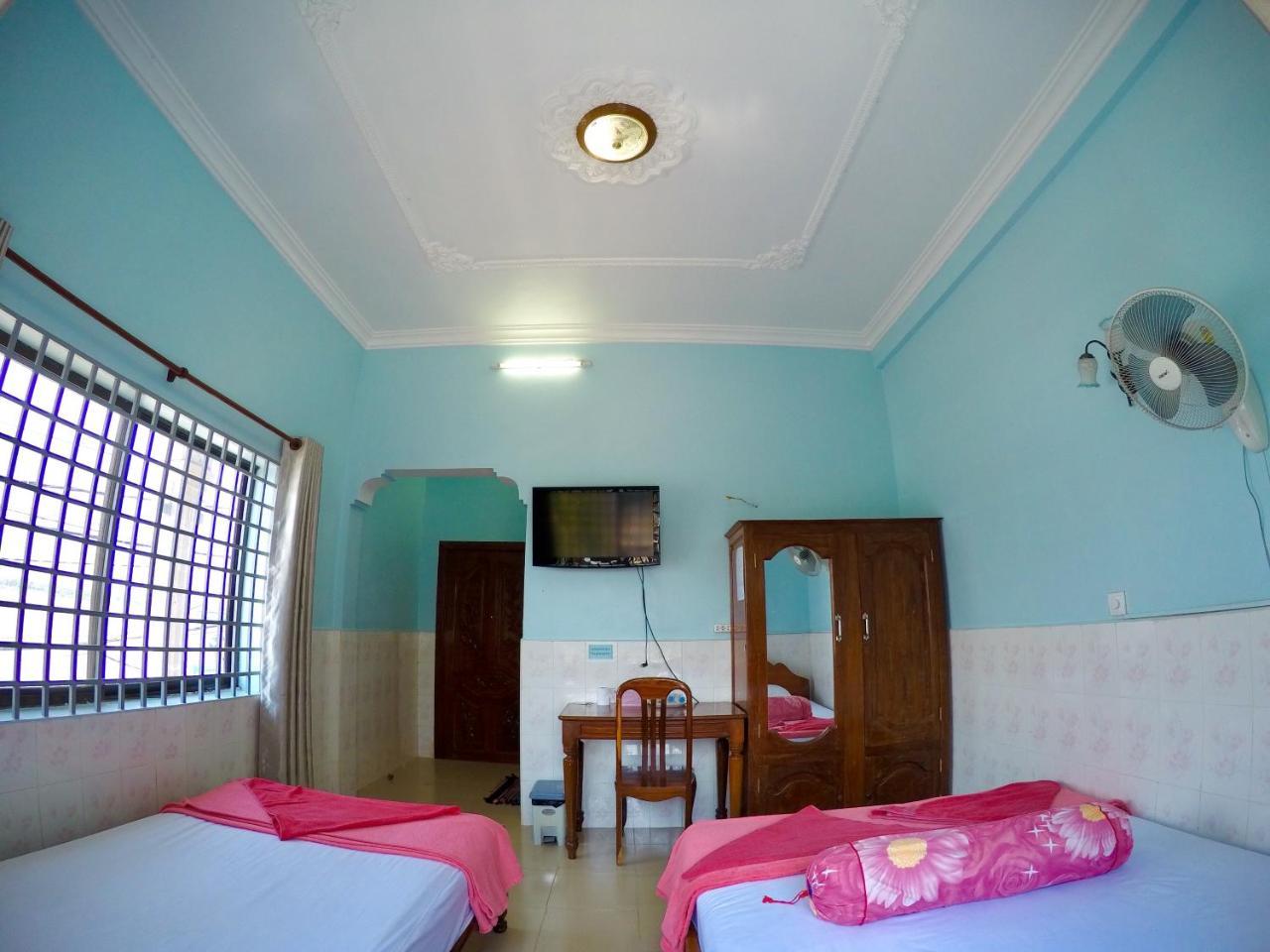 Hengheng II Guest House Кратьэх Экстерьер фото