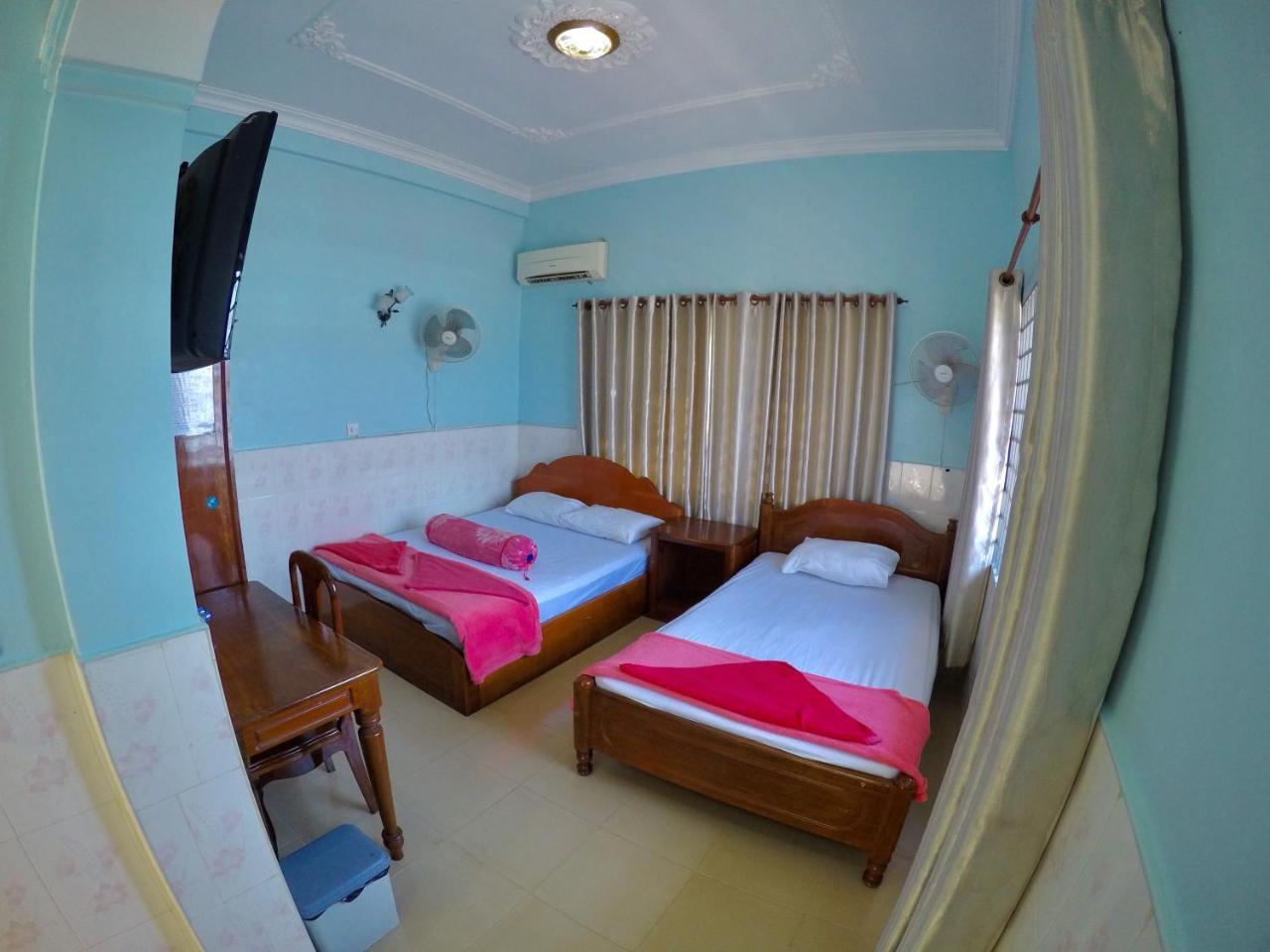 Hengheng II Guest House Кратьэх Экстерьер фото
