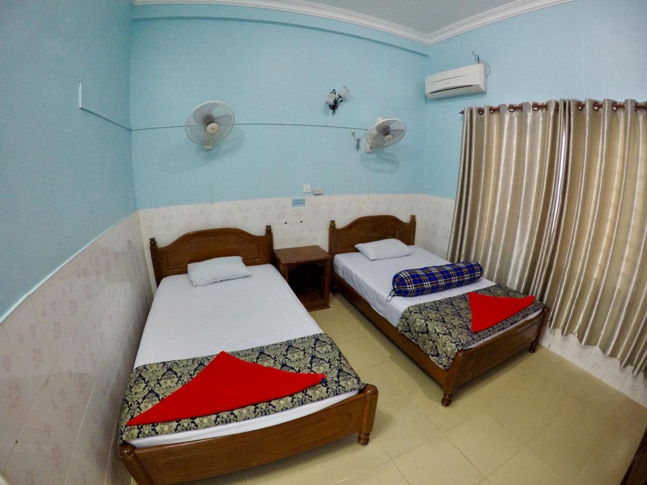 Hengheng II Guest House Кратьэх Экстерьер фото